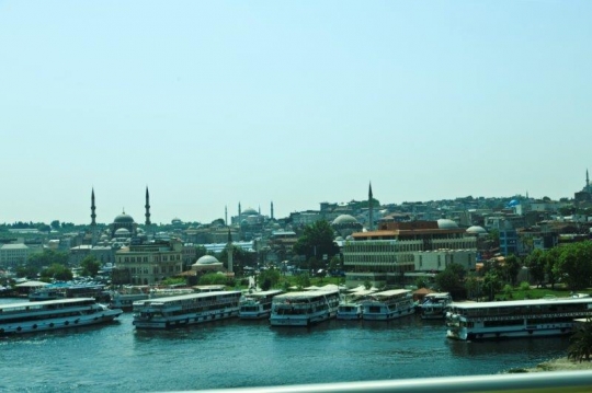 scene from istanbul by the sea