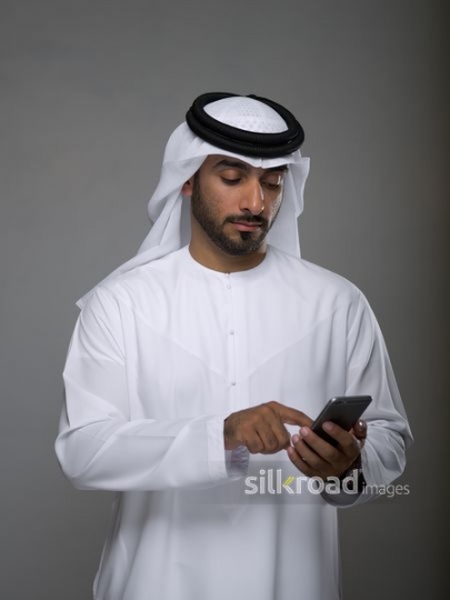 Man texting from mobile phone