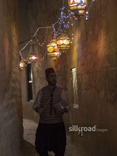 A Middle Eastern Ramadan Mosaher|-