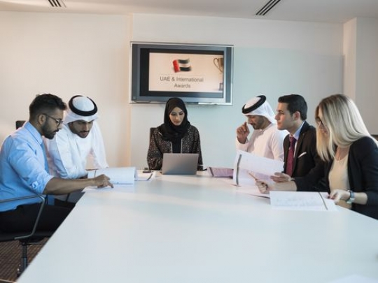 Businesspeople having an office meeting|-