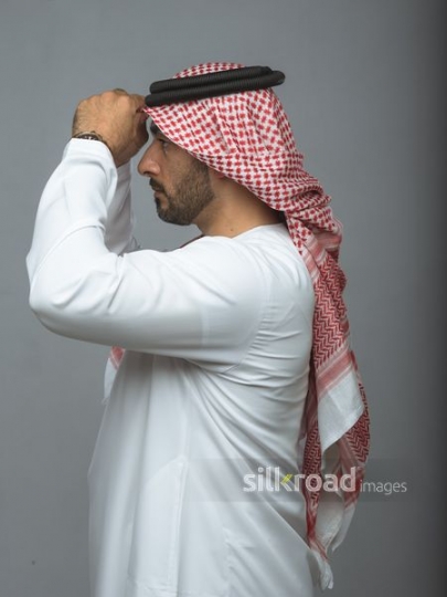 Man fixing head cover