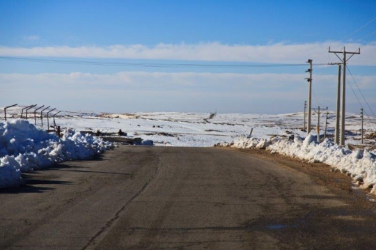 snow on the road sides
