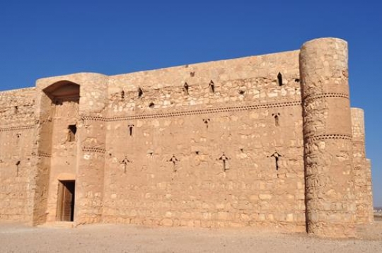 Al Harraneh Castle 