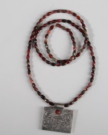 colorful beads necklace