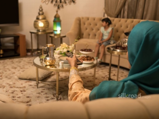 Mother zapping tv channels|-