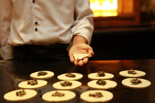 Forming dough