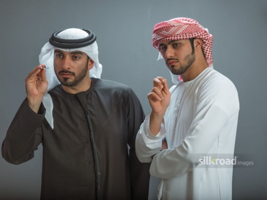 Arabian men competing