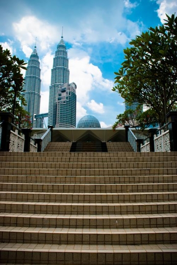 petronas twin towers,kuala lum