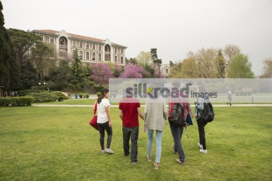 University Students walking together on campus|