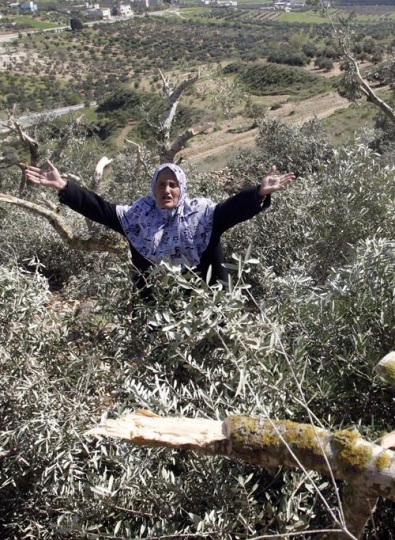 arms outstretched