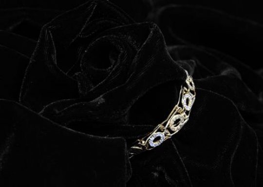 Braclet in Black Velvet