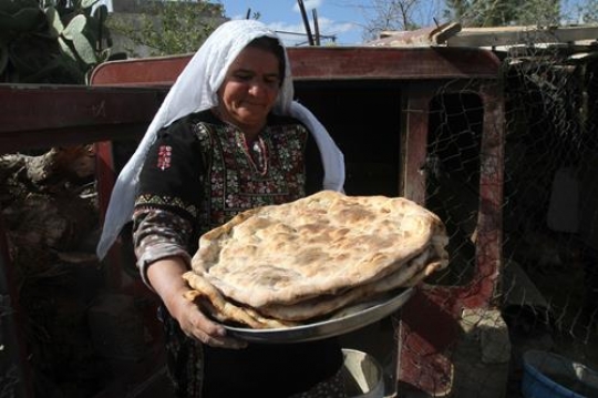 Palestinian woman