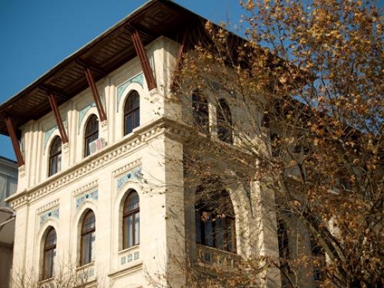 Old Museum