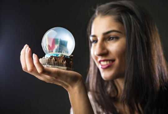 UAE Crystal Ball
