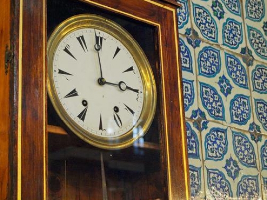 Clock 